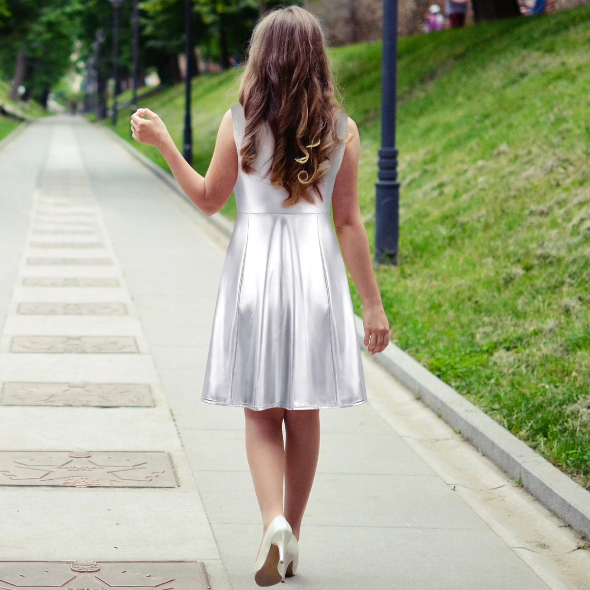 Shiny Metallic Sleeveless Skater Dress J4630