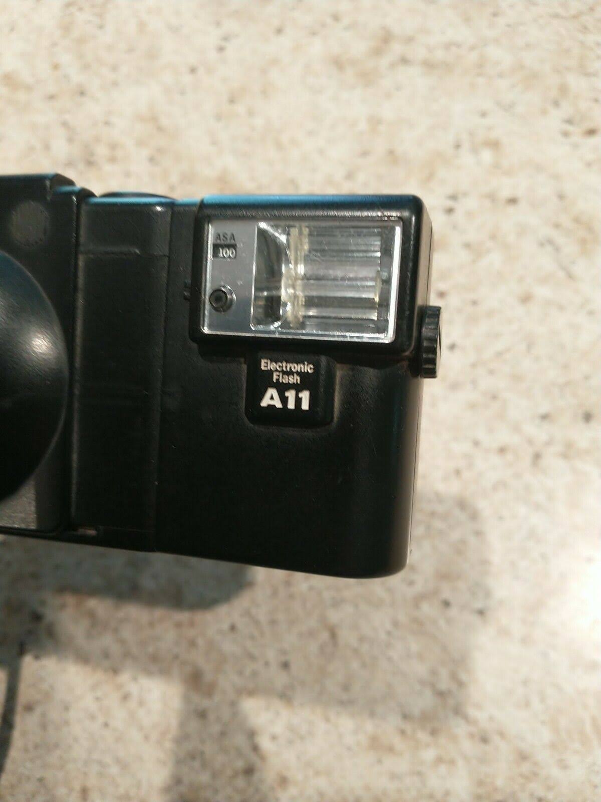 Black Rangefinder Film Camera V8065