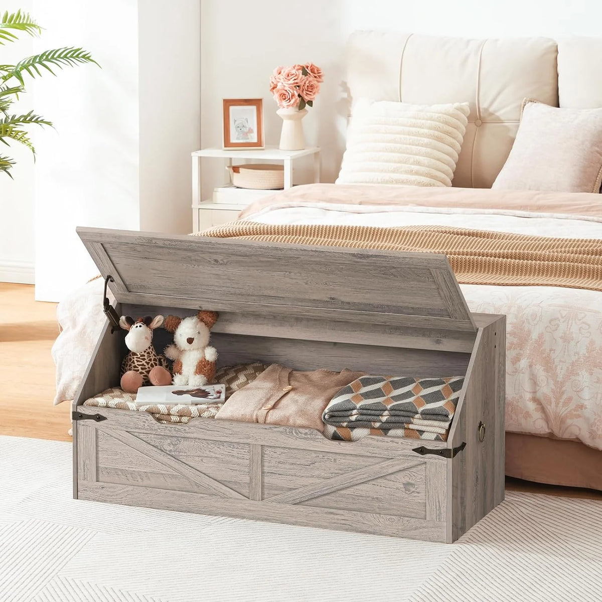 Wooden Storage Chest with Flip Top J168