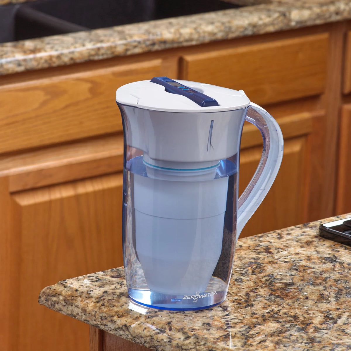 Round Water Filter Pitcher, 10 Cups, Blue E673195