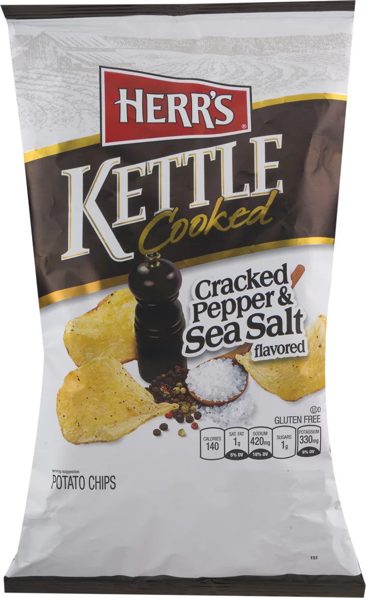 Kettle Cooked Cracked Pepper & Sea Salt Potato Chips 4-Pack 7.5 oz U407895