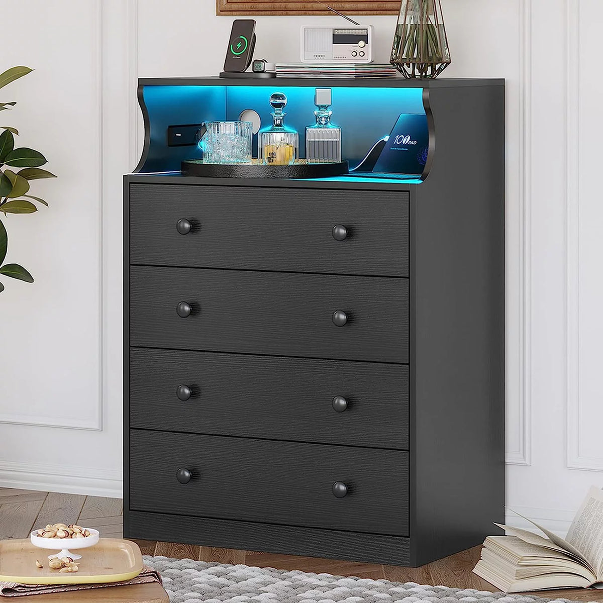 Black 4 Drawer Dresser with Charging Station H663