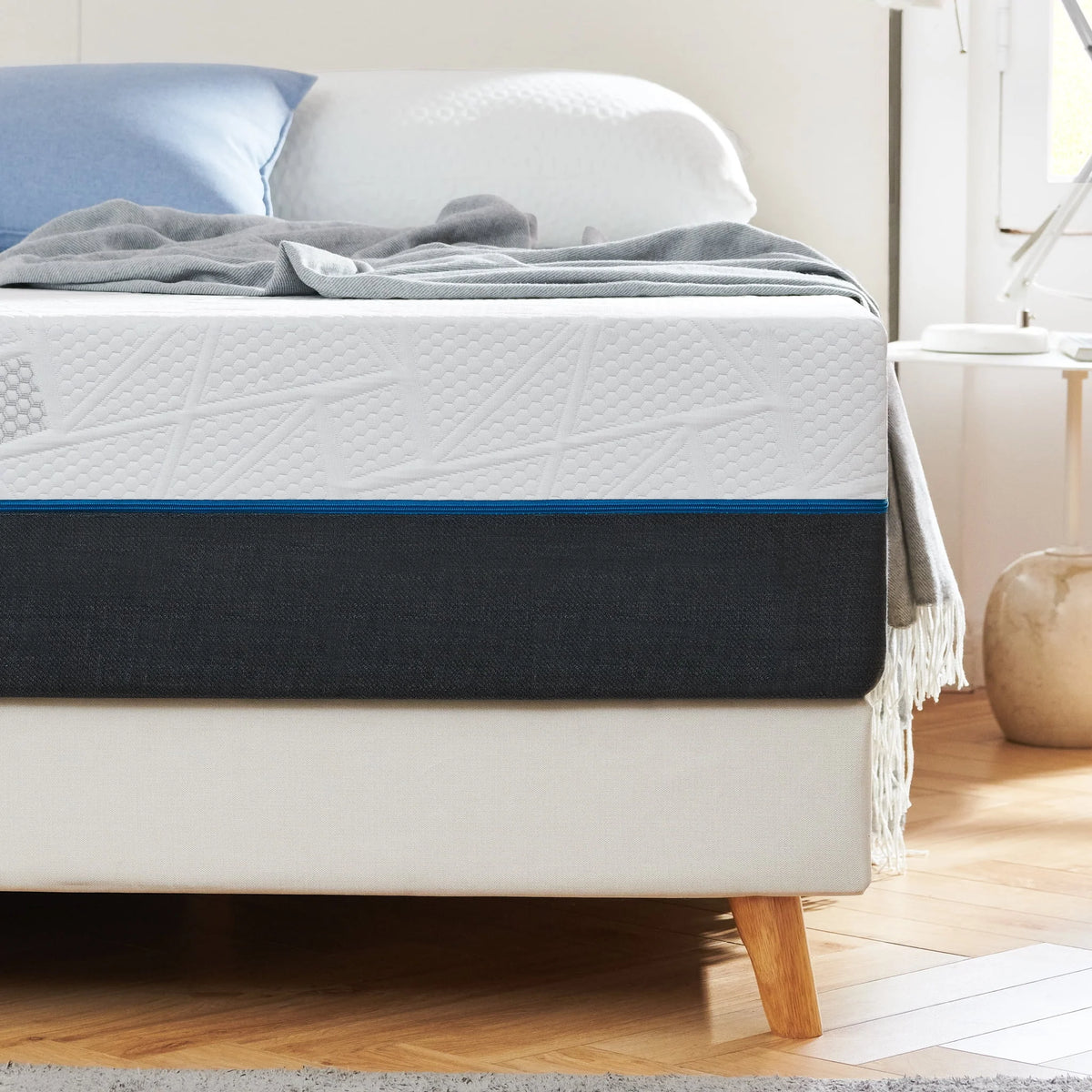 Queen Size Memory Foam Mattress K881184