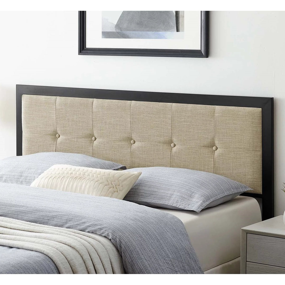 Beige Fabric Tufted Upholstered Full Size Metal Headboard U847300