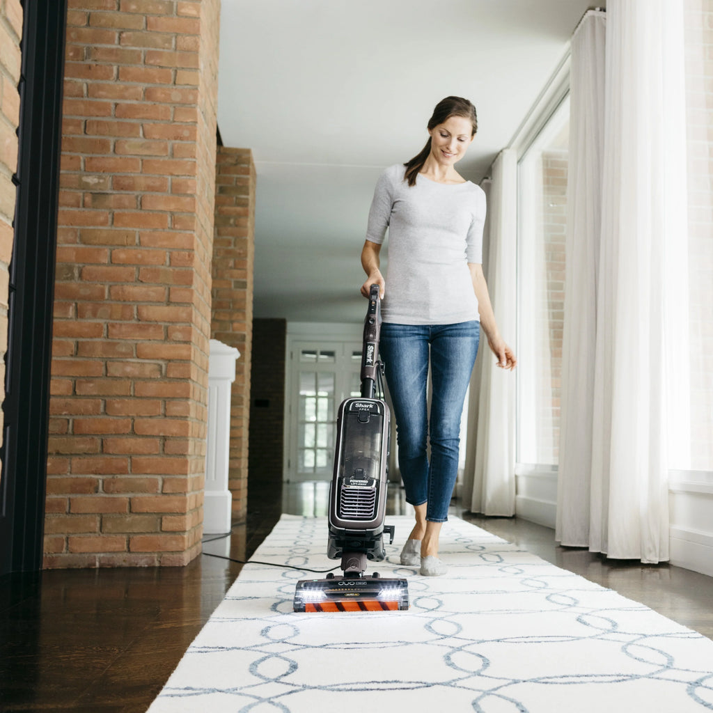 Powered Lift-Away Upright Vacuum with DuoClean Self-Cleaning O1986