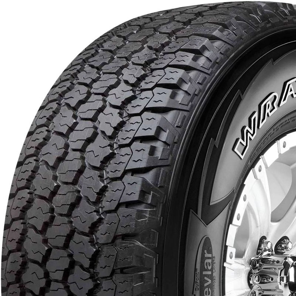 All Terrain Light Truck Tire P975686