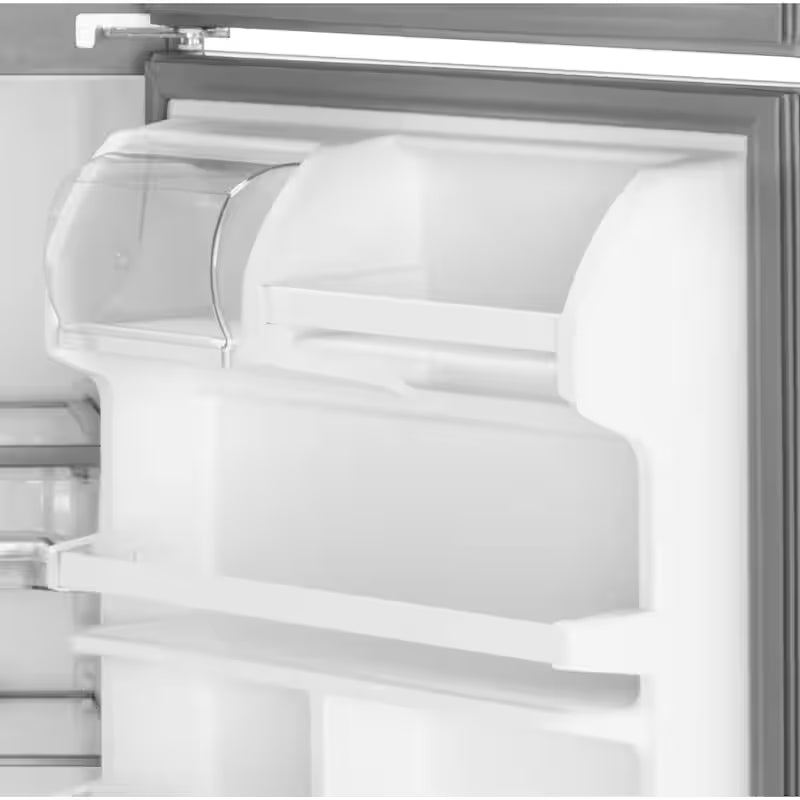 Black 18 cu. ft. Top Freezer Refrigerator Q440