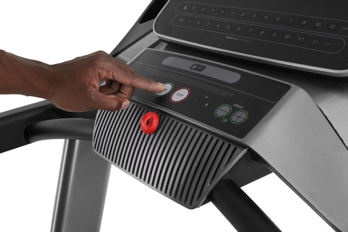 Treadmill with 10” Touchscreen O599