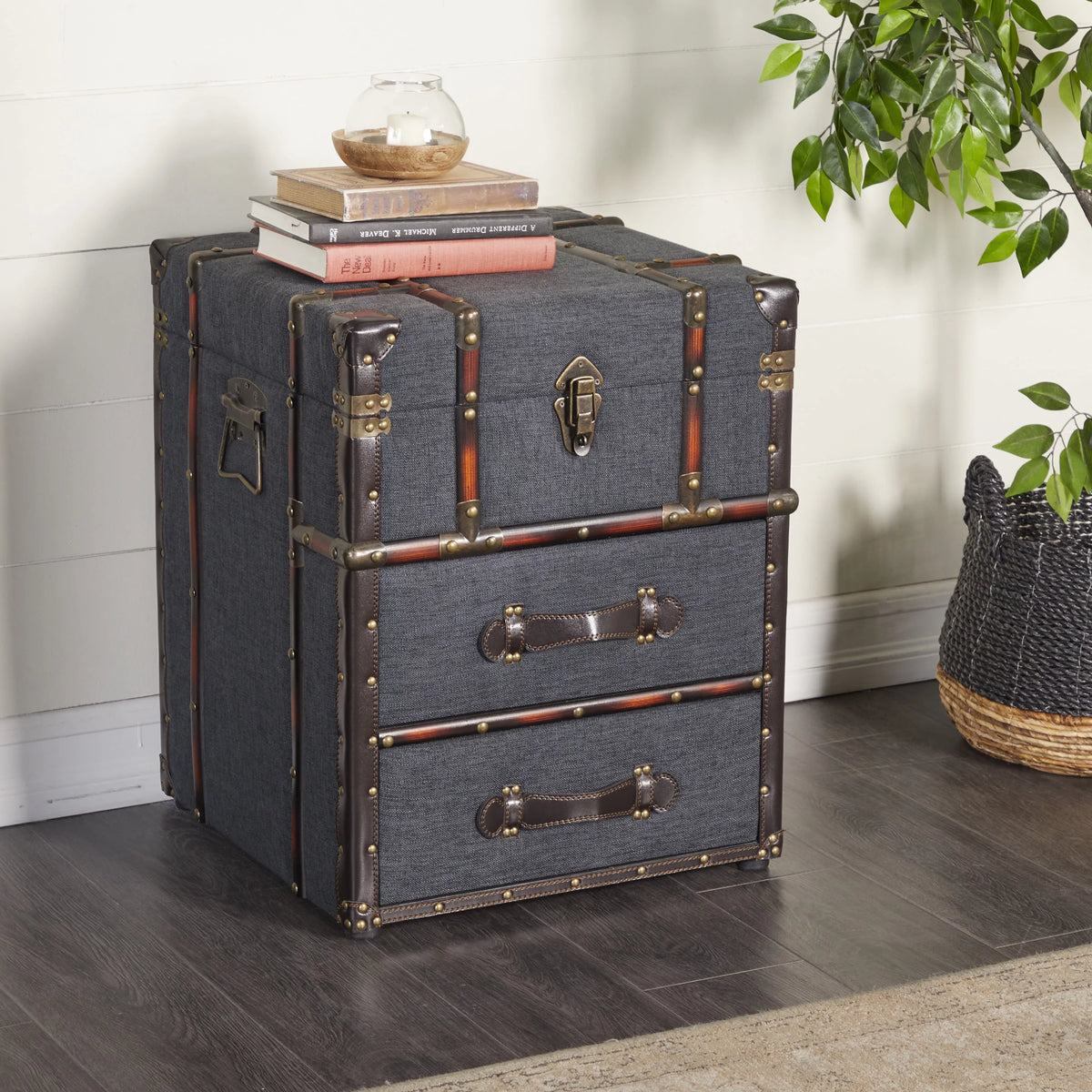 Brown Traditional Wood Storage Trunk Chest W2477