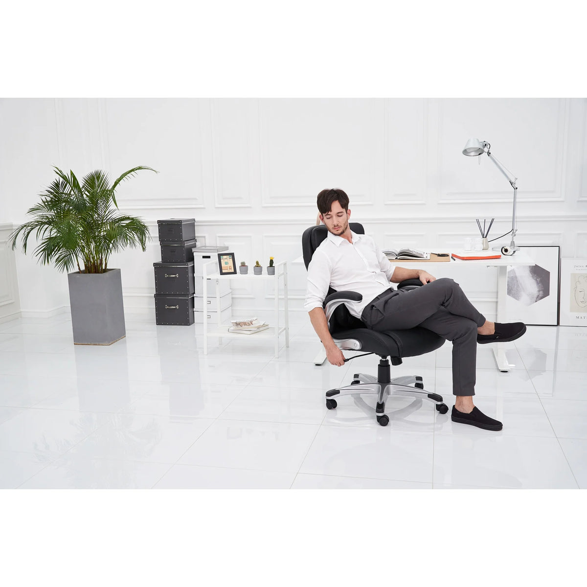 Ergonomic PU Leather Office Chair W216387