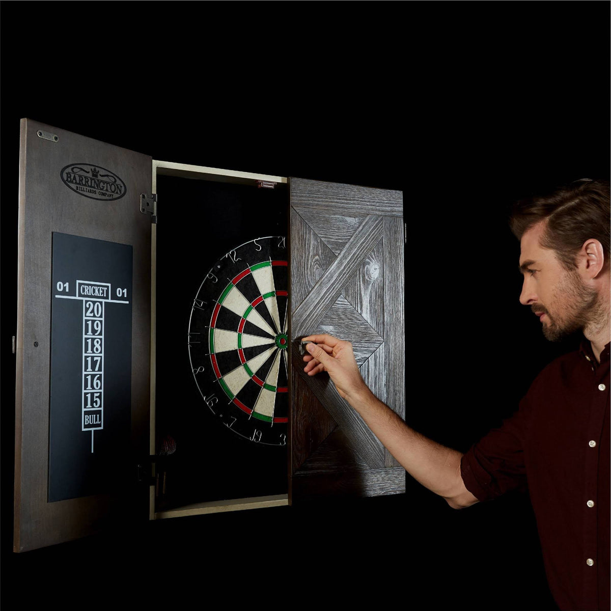 Bristle Dartboard & Cabinet Set K95587