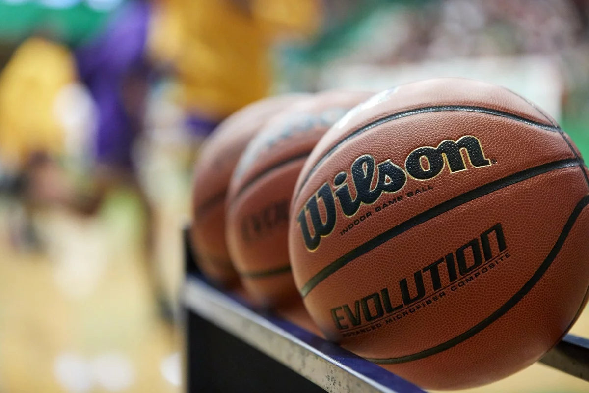 Official Game Basketball 29.5 X82184