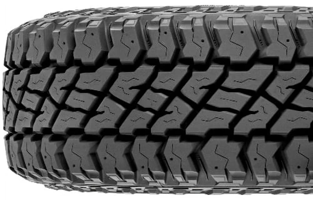 All-Season LT275/70R17 121Q Tire P63064